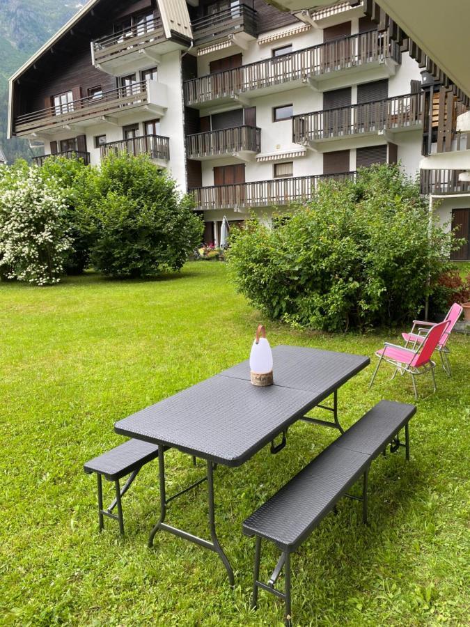 Chalet style apartment 50m2 terrasse Chamonix Extérieur photo